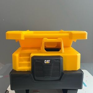 CAT Dump Truck